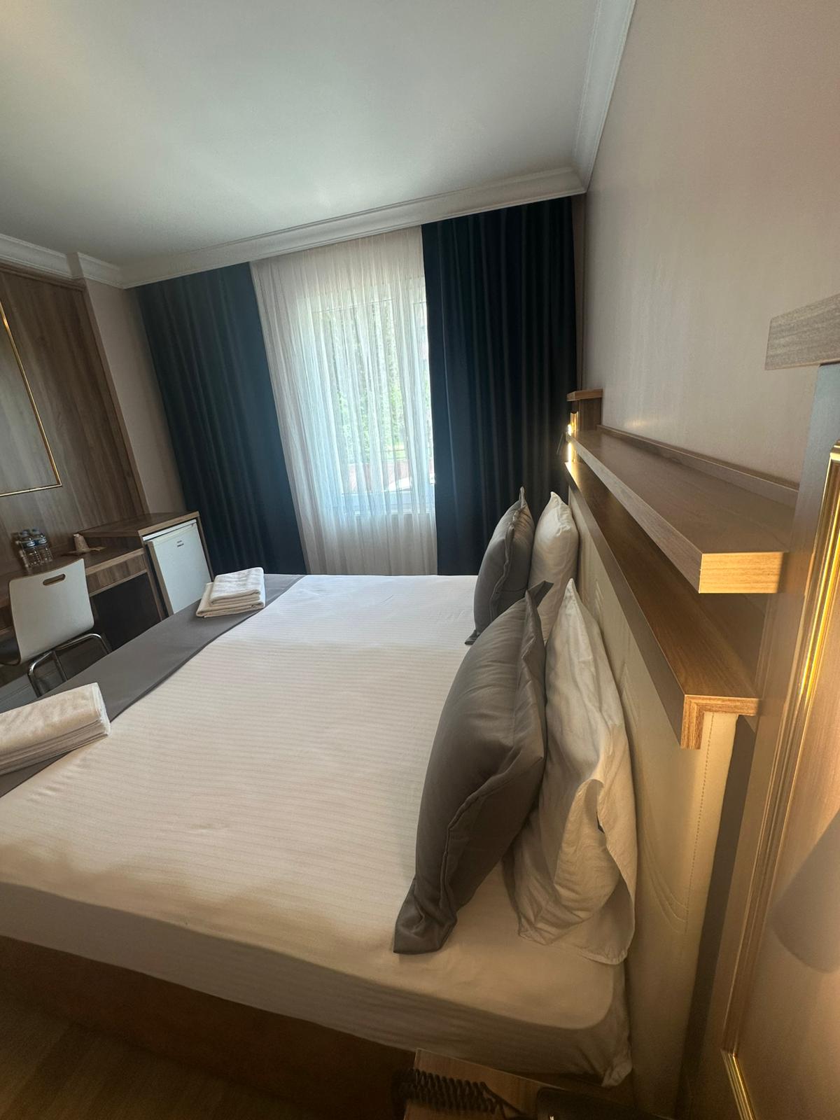 İKİ KİŞİLİK COMFORT DOUBLE YATAKLI BALKONSUZ ODA