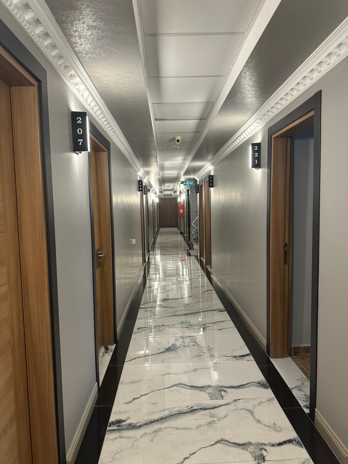 ÜÇ KİŞİLİK COMFORT DOUBLE + TEK YATAKLI BALKONLU ODA