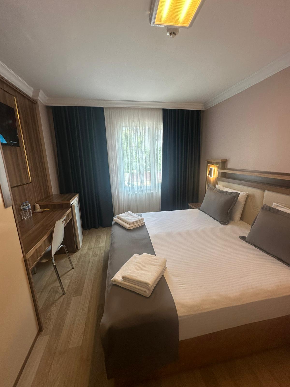 İKİ KİŞİLİK COMFORT DOUBLE YATAKLI BALKONSUZ ODA
