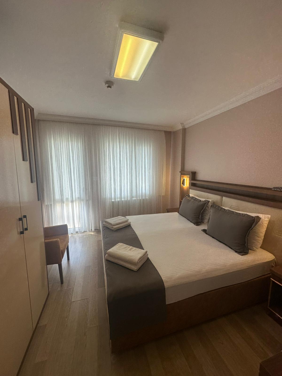 İKİ KİŞİLİK COMFORT DOUBLE YATAKLI BALKONLU ODA