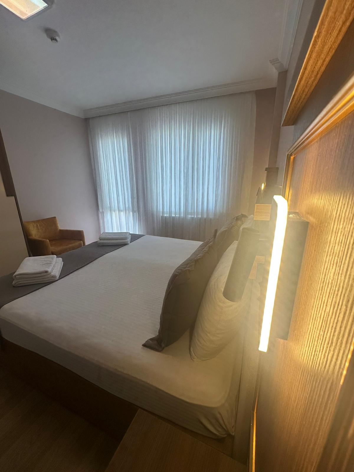 İKİ KİŞİLİK COMFORT DOUBLE YATAKLI BALKONLU ODA