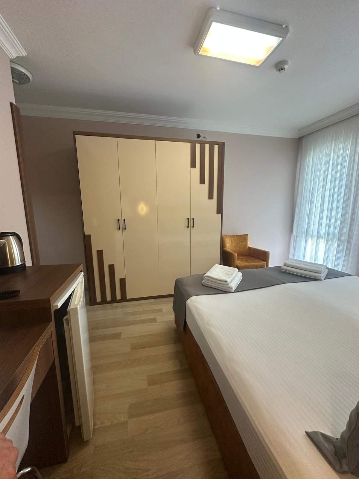 İKİ KİŞİLİK COMFORT DOUBLE YATAKLI BALKONLU ODA
